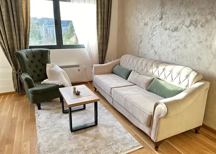 Zr 65 Apartment