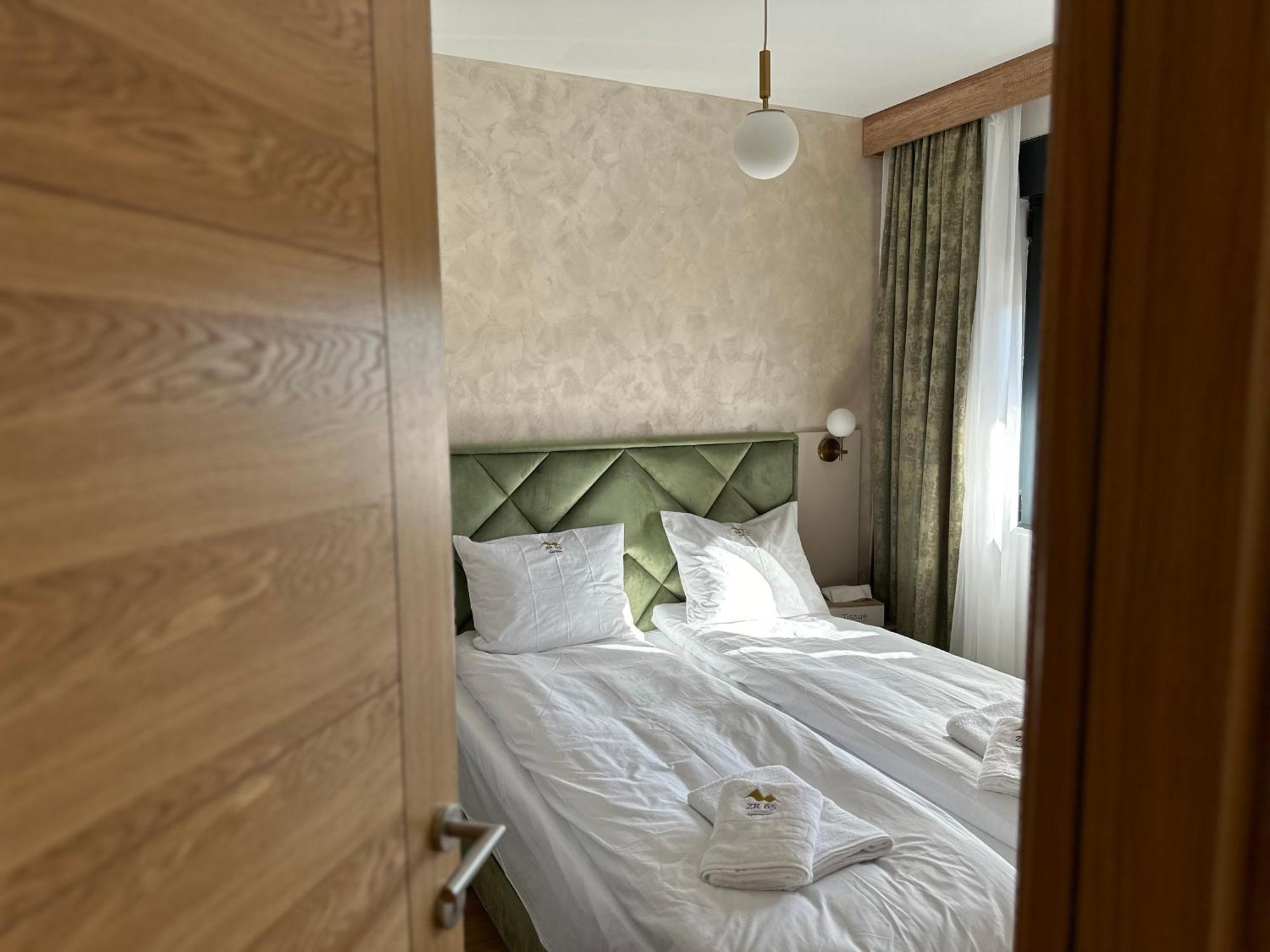 Zr 65 Apartment *